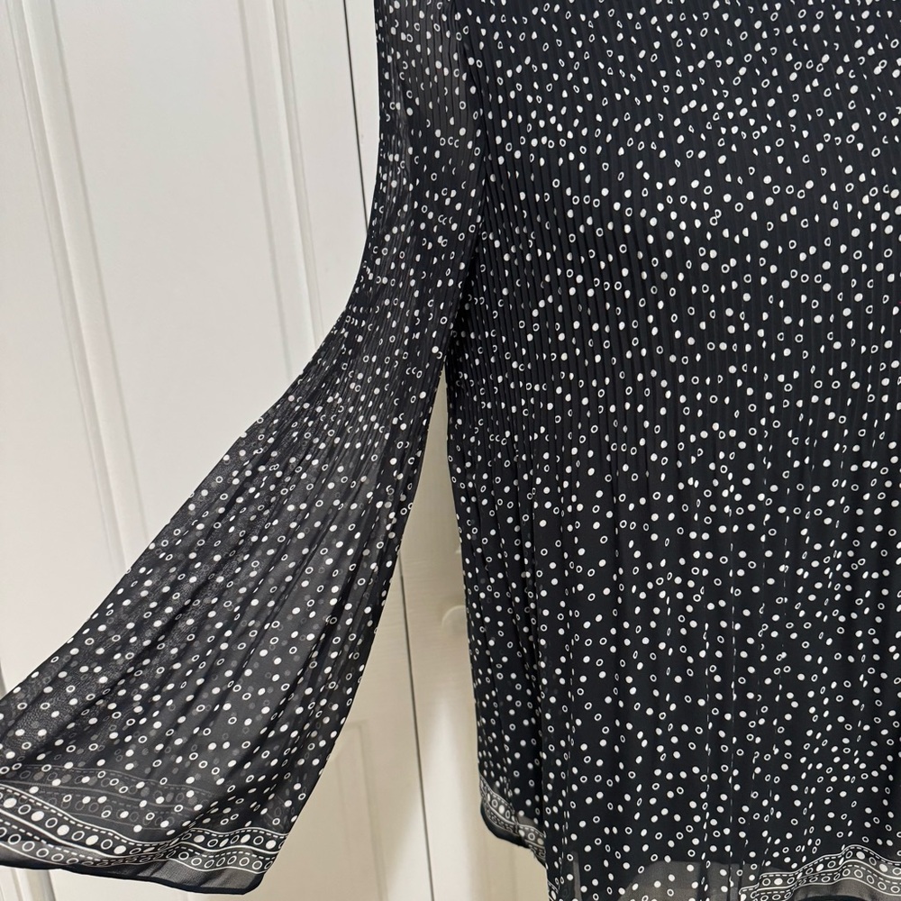 Max Studio Polka Dot Pleated Blouse XS Sheer Bell Sleeves - Picture 3 of 16